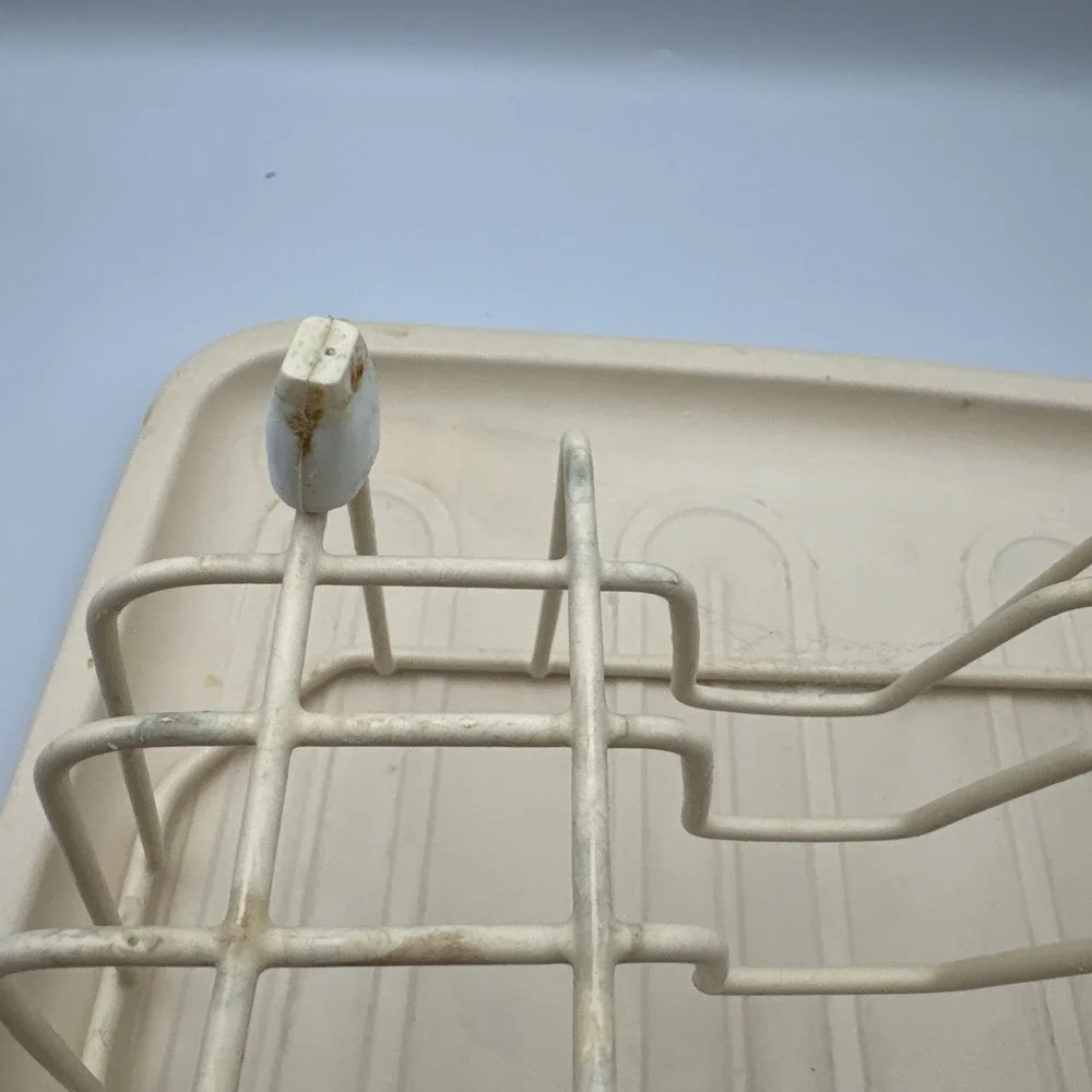 Vtg Rubbermaid Coated Dish Drainer Beige and Draining Tray
